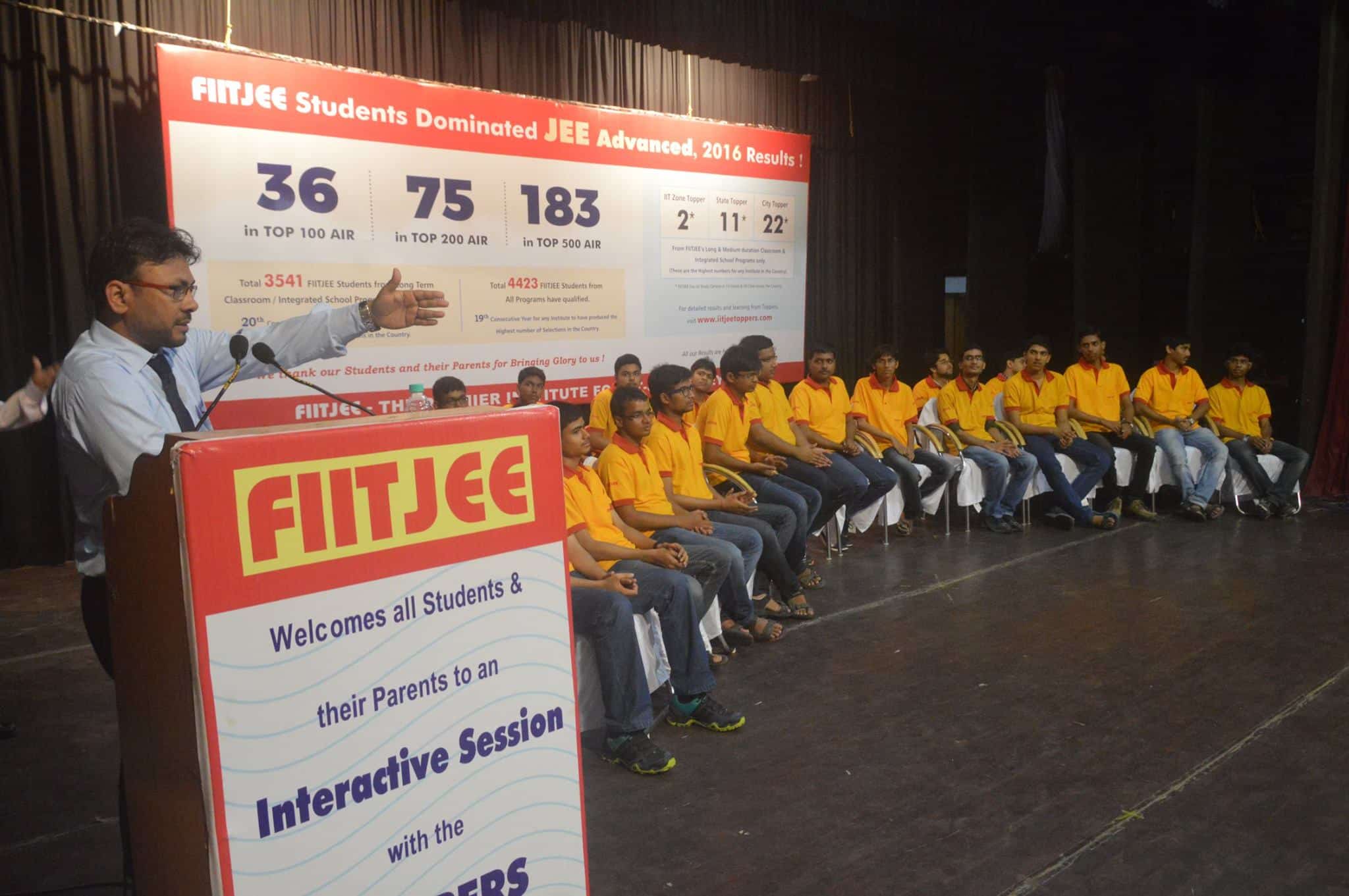 FIITJEE Toppers Seminar